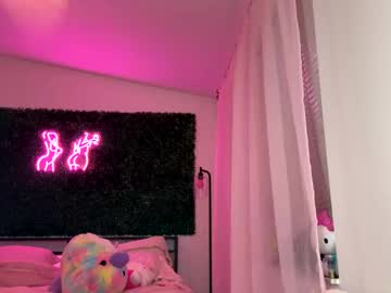 webcam girl itsmejasminex live cam image #10780084