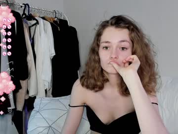 webcam girl mxxnsxsul live cam image #3091673