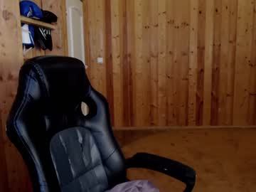webcam man aristarkh_ live cam image #8109205