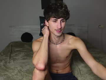 webcam man oliver_baker live cam image #10804393