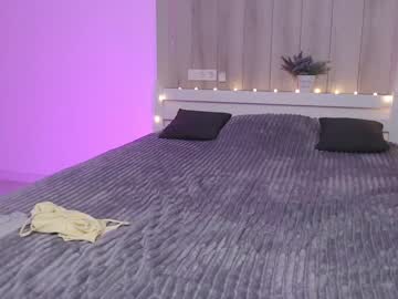 webcam girl kitttycat_meow live cam image #473245