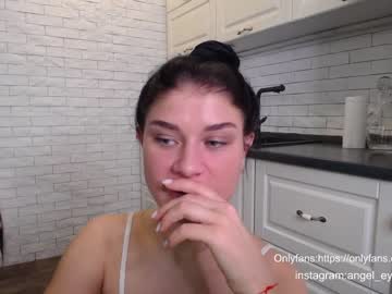 webcam girl angel_eyes01 live cam image #935198