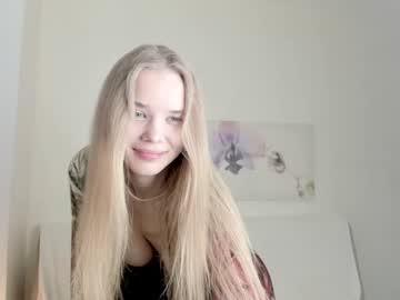 webcam girl infinite_reality live cam image #7914858
