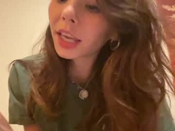 webcam girl yourfavoritegirl_ live cam image #8028581