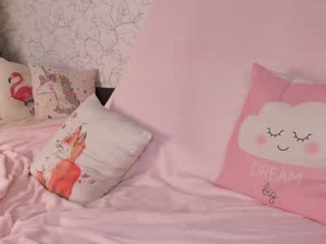 webcam girl tossy_flossy live cam image #8247201