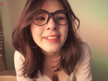webcam girl amandamedrano live cam image #5496840