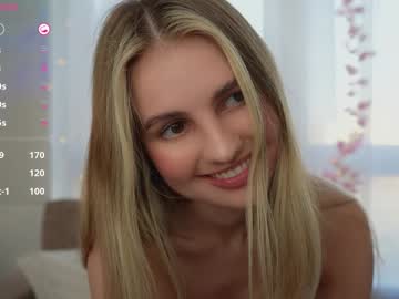 webcam girl fluffy_angel live cam image #10659599