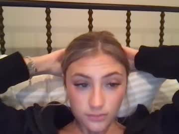 webcam girl daisyparkerxo live cam image #7538024