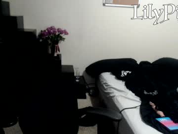 webcam girl lilypixel live cam image #1585400