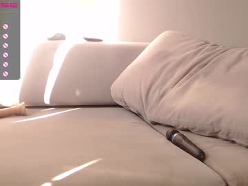 webcam girl my_hannah live cam image #10336840
