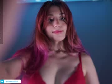 webcam girl greeny_mat live cam image #10077230