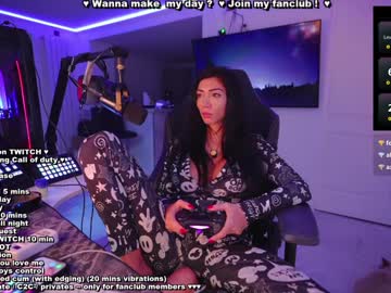 webcam girl evelyne92 live cam image #11357266