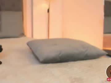 webcam girl victoria__rossi live cam image #11902684