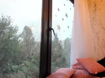 webcam girl sassyt33n live cam image #10632677
