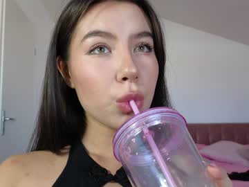 webcam girl deniseone live cam image #7274785