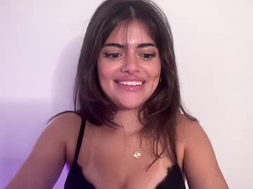 webcam girl poutyselena live cam image #12394387