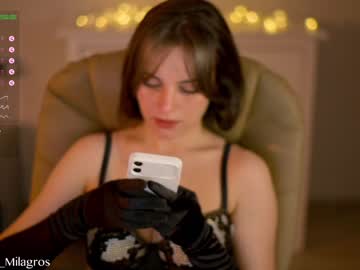 webcam girl mia_milagros live cam image #5780822