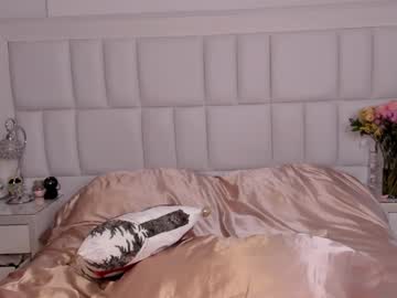 webcam girl scarlett__baker11 live cam image #11286097