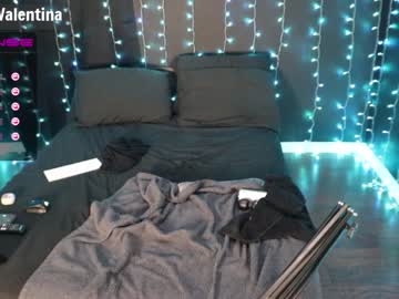 webcam girl milavalentinax live cam image #1499900