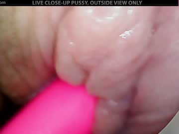 webcam girl adulting live cam image #1377006