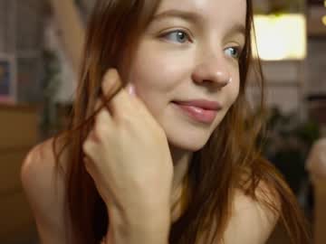 webcam girl my_mia_ live cam image #10821871