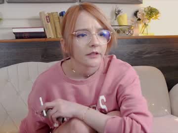 webcam girl ginger_pie live cam image #1919122