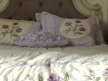 webcam girl littlegreekflower live cam image #10749236