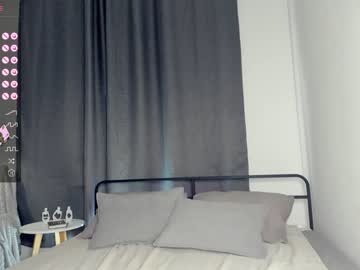 webcam girl cute_caprice live cam image #8476422
