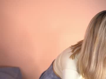 webcam girl telladreamer_ live cam image #10135389