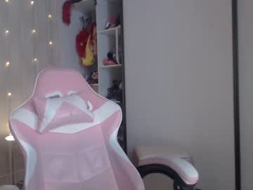 webcam girl hi_teika live cam image #1739904