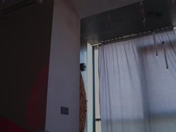webcam girl angella_kleee live cam image #5524369