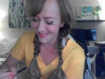 webcam girl ladyrwby live cam image #2563386