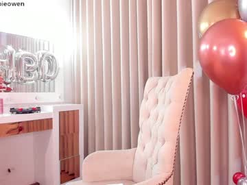 webcam girl abie_owen live cam image #2052970