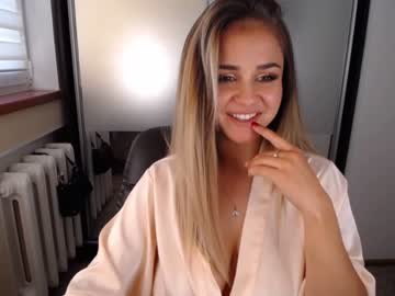 webcam girl kerelai live cam image #2461680