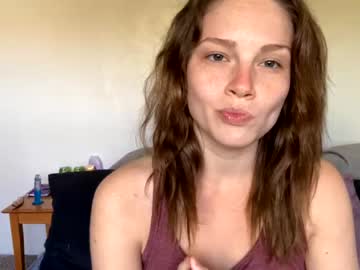 webcam couple lovely_nights060501 live cam image #1937723
