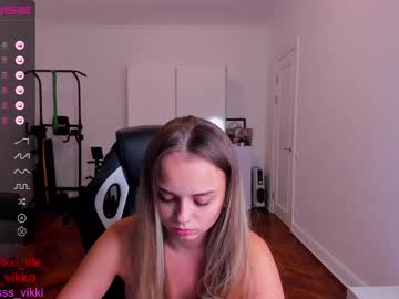 webcam girl misss_vikki live cam image #3544476