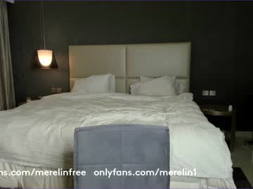 webcam girl merelin__ live cam image #2050678