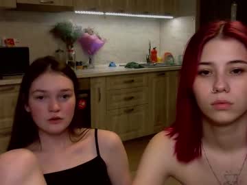 webcam couple sarah_kurt live cam image #2750445
