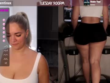 webcam girl milavalentinax live cam image #3604794
