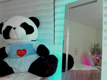 webcam girl veroniqe_lounge live cam image #1057858