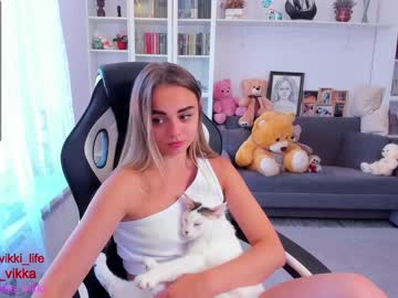 webcam girl misss_vikki live cam image #2671569