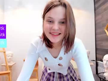 webcam girl moonlight_alice live cam image #4441495