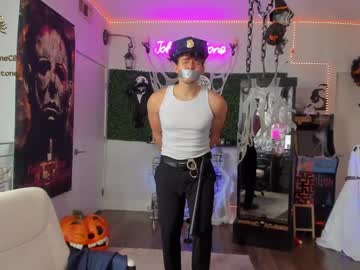 webcam man thejohnnystone live cam image #3794537