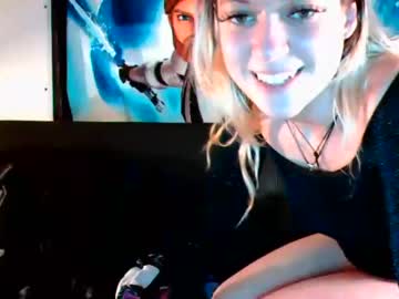 webcam couple sweetkittenandbrutalhound live cam image #186162