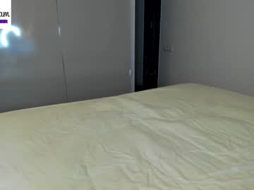 webcam girl cowgirl_emilly live cam image #3840209
