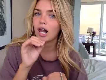 webcam girl littlemaryjane19 live cam image #6857478