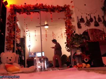 webcam girl evelynpiers live cam image #7383626