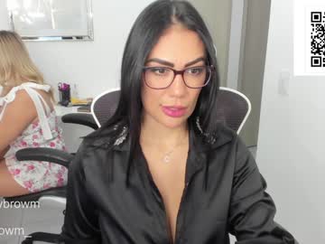 webcam couple emillybrowm live cam image #10553029