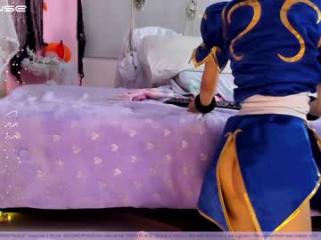 webcam girl little_effy18 live cam image #4032952