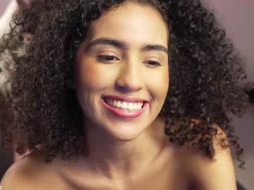 webcam girl amnie_ live cam image #5102744